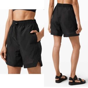 Lululemon Clear Intention Sheer Mesh Short Black Water Repellent Mesh Breathable